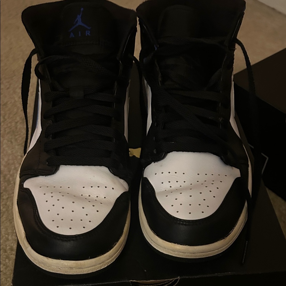 Jordan Black and White Men's Sneakers
